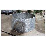 METAL CHRISTMAS TREE COLLAR