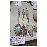 VINTAGE SERVING UTENSILS