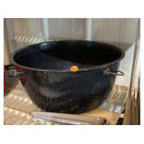 LARGE ENAMEL POT