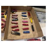 LOT OF SWISS ARMY KNIVES