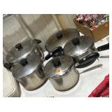 LOT REVER WARE POTS
