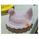 MOSSER CROWN TUSCAN GLASS CHICKEN