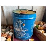 VINTAGE 5 GAL KEROSENE CAN