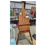 WOODEN ART EASEL