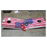 CORNHOLE BOARD