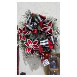 CHRISTMAS DECOR WREATH