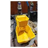 ROLLING MOP BUCKET