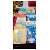 CHILDRENS BOOK LOT