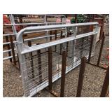 (3) 10’ WIRE GATES