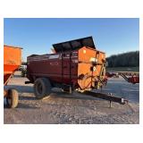 BRAUN ROTO-MIX IV 35442 FEED MIXER WAGON