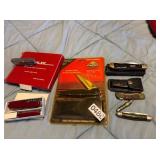 LOT OF KNIVES