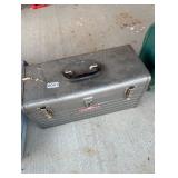 CRAFTSMAN METAL TOOLBOX W CONTENTS