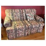 CRAFTSMASTER LOVESEAT