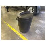 PLASTIC TRASH CAN