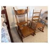 VINTAGE WOODEN ROCKING CHAIR