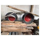 RAILROAD SIGNAL LIGHT