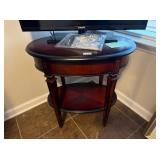 OVAL SIDE TABLE