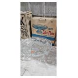 VINTAGE GLASS CAKE STAND