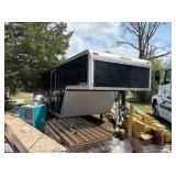 2004 ALBRIGHT ENCLOSED GOOSENECK TRAILER