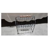 MAGAZINE RACK