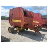 NEW HOLLAND ROUND BALER