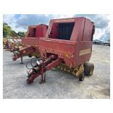  NEW HOLLAND 650 ROUND BALER