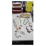 JEWELRY LOT