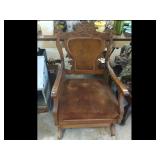 VINTAGE CHAIR