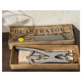 ELASTRATOR