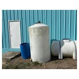 LARGE PLASTIC WATER TANK