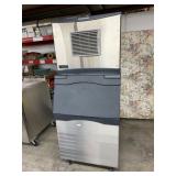 ICE MACHINE