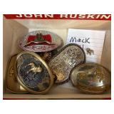 BELT BUCKLE LOT