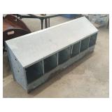METAL CHICKEN ROOST
