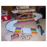 HOT WHEELS MARIO CART TRACK AND FIGURES