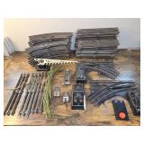 O SCALE TRAIN TRACKS
