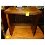 Arts and crafts, oak bench