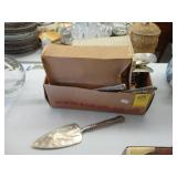 Box of various Sheffield cutlery