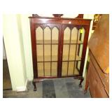 Double door, mahogany, Chippendale, curio
