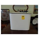 White, enamel, breadbox