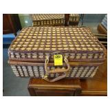 Woven picnic basket