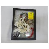 Lot of various bracelets, including coral