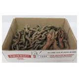 12' Logging Chain w/ 2 Hooks