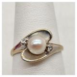 14K White Gold Ring Pearl & Diamonds