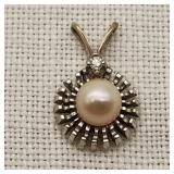 10K White Gold Pendant Pearl & Diamond Tested