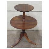 Duncan Phyfe Stand Table