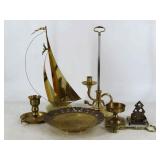 Brass Household Items & Collectibles