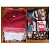 Table Dressings And Oven Mitts