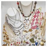 Vintage & Newer Necklaces & Earrings Rhinestones E