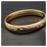 14K Gold Engraved Hinged Bangle Bracelet