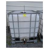250 Gallon Cage Type Water Tank